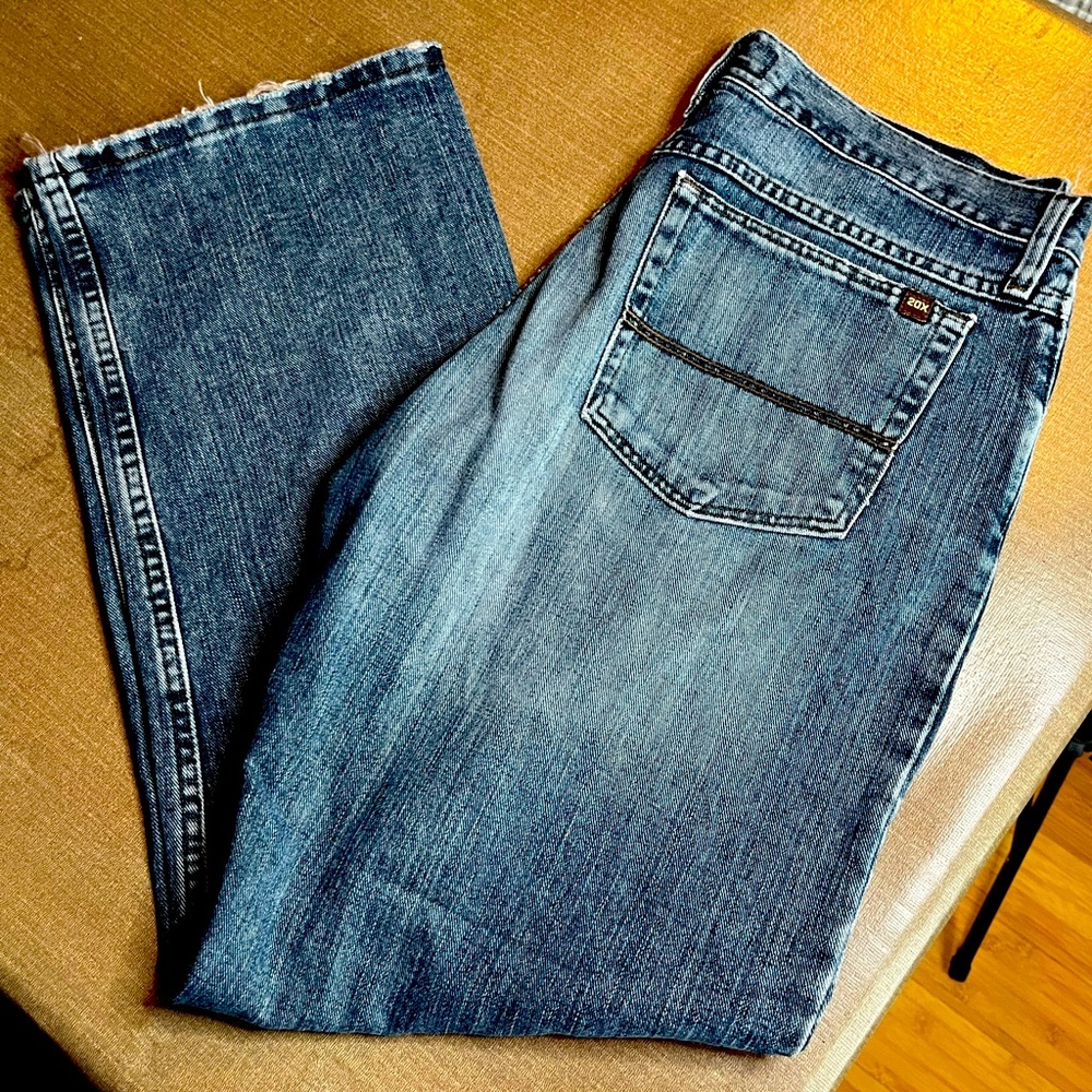 Wrangler 20x blue jeans size 32x30